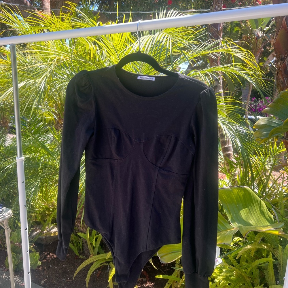 Reformation body suit
